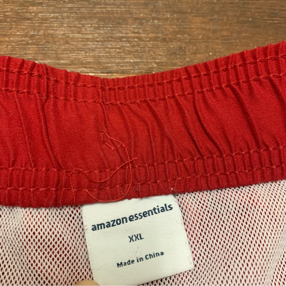 Amazon Essentials Men's 9" Quick-Dry Swim Trunk Shorts Red XXL - Picture 3 of 12